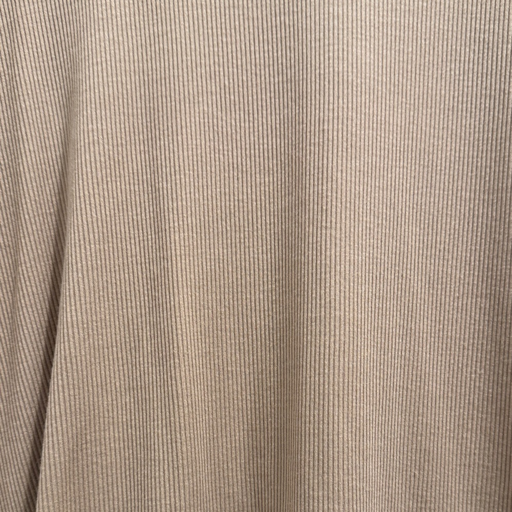 American Eagle Outfitters Cropped and Ribbed ‘Soft & Sexy’ Tan Short Sleeve Tee - Picture 2 of 3